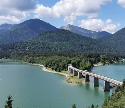Дамба Сильвенштейн та Ісманінгське водосховище: історія, побудова, функції
