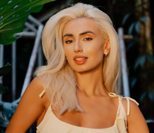 Professionelle Haarpflege unter europäischen Realitäten Професійний догляд за волоссям у домашніх умовах з Xiaomoxuan